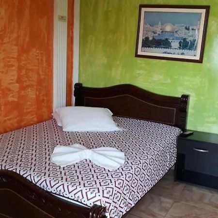 Hotel Posada La Casona Ла-Тебаида Экстерьер фото